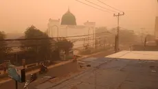 Langit Palangka Raya Kembali Menguning Sore Ini, Kualitas Udara: Berbahaya!