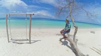 Pantai Gili Labak Sumenep Madura ini memiliki berjuta keindahan yang bisa dinikmati.  (Doc: Instagram.com/aynur_hc)