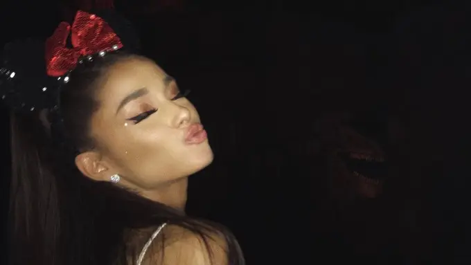 [Bintang] Ariana Grande