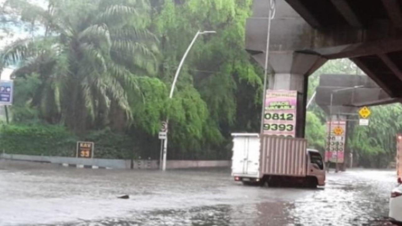 Banjir Jakarta Utara: Empat RT dan Belasan Ruas Jalan Terendam Akibat Hujan Deras