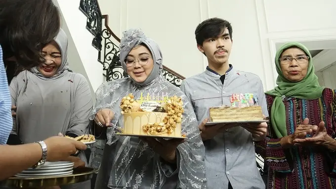 [Fimela] Rina Gunawan