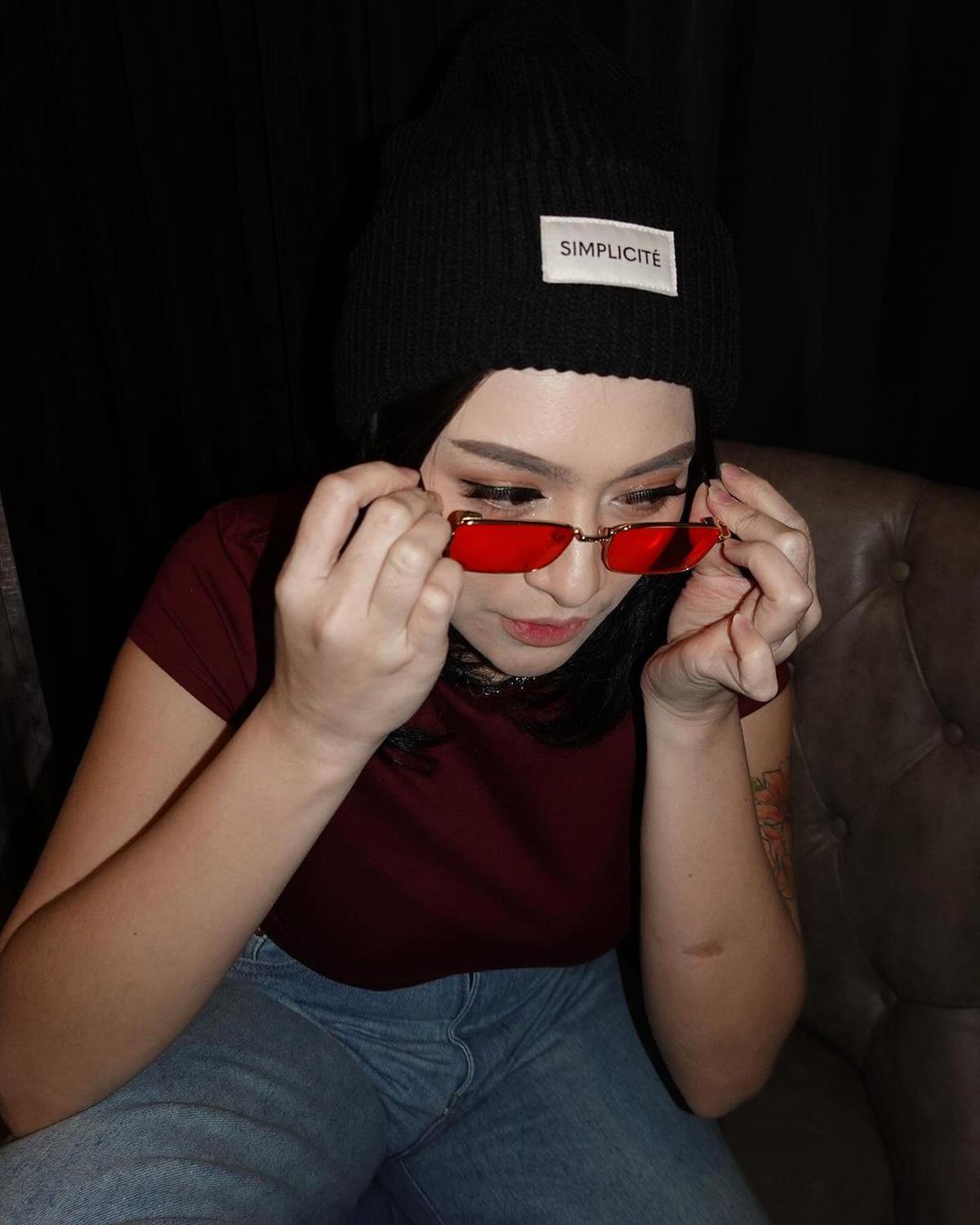 7 Potret Terbaru Nathalie Holscher Berambut Pendek, Makin Cocok dengan Gaya Tomboi - Makin Swag