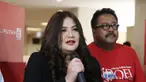 Lewat Si Doel The Movie, terungkap jawaban teka-teki ke mana arah cinta Si Doel akan berlabuh. Apakah tetap ke Sarah, atau malah akhirnya ke Zaenab.