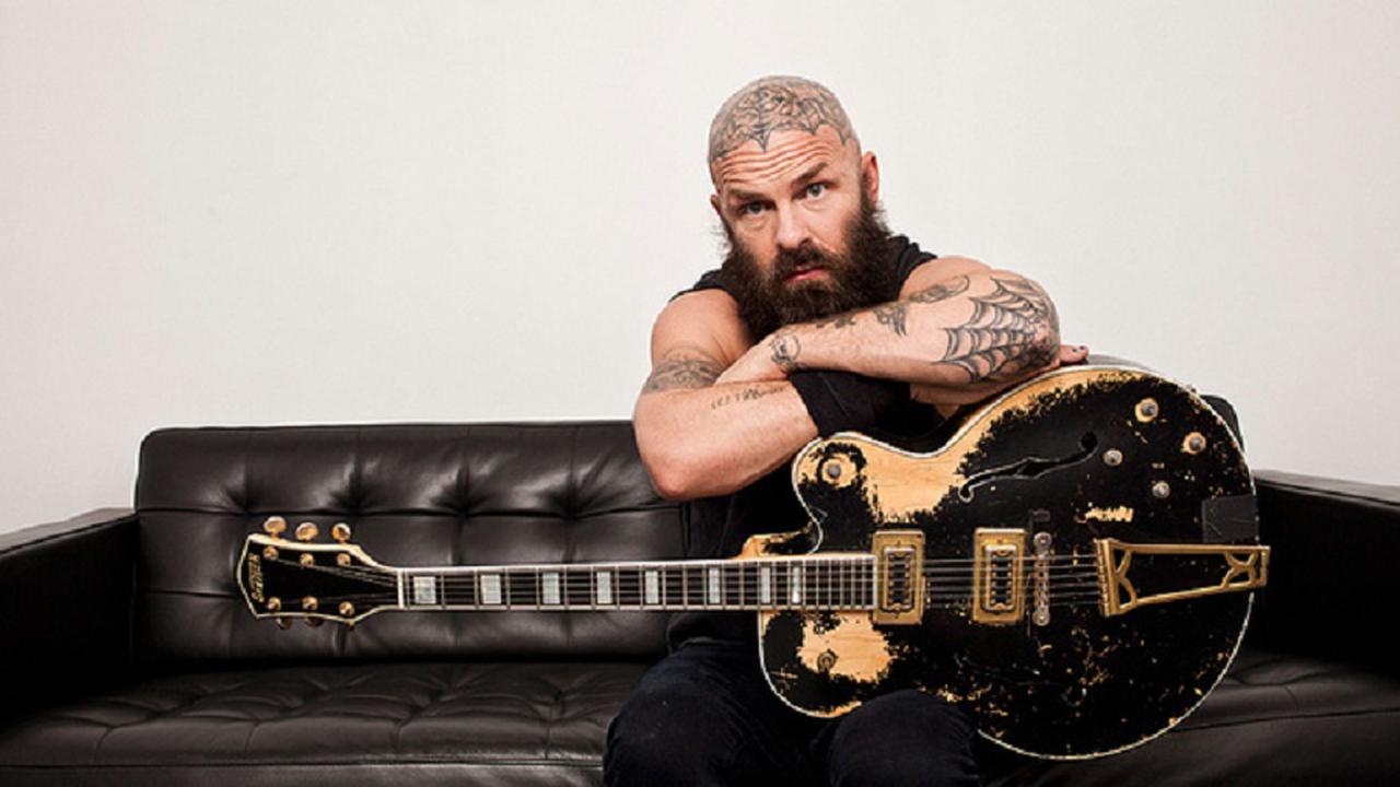 Vokalis Rancid, Tim Armstrong