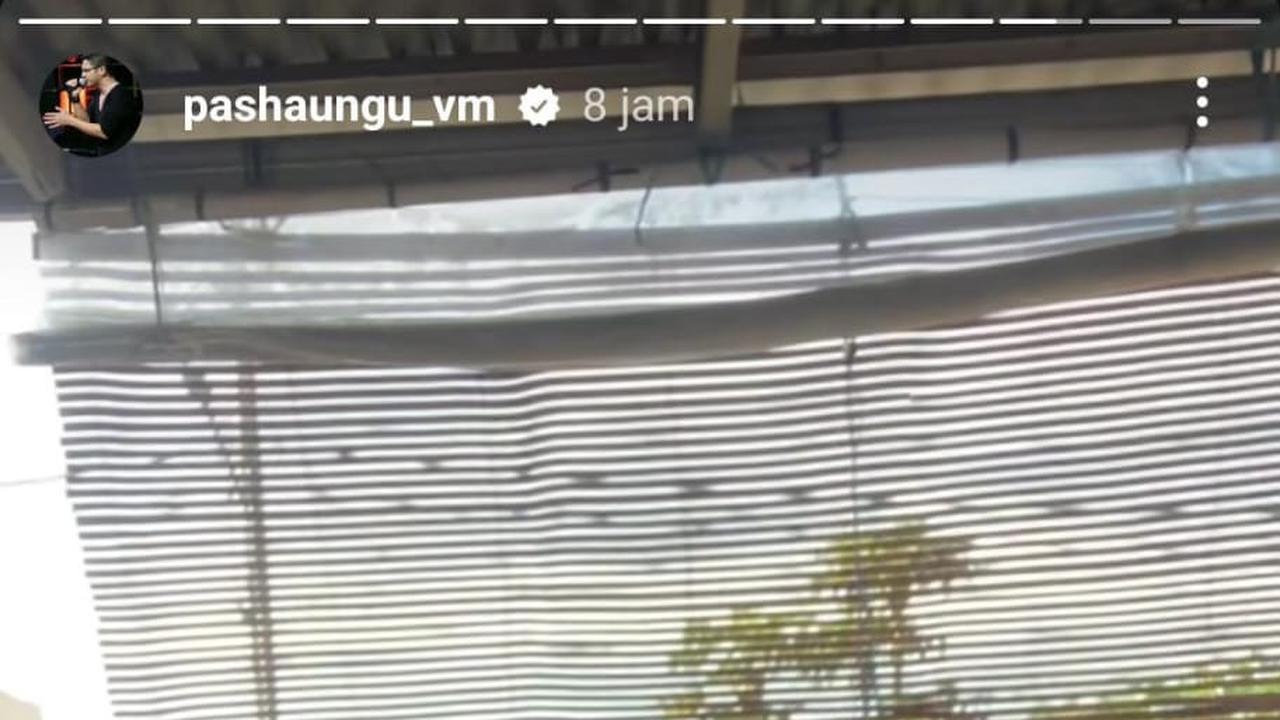 Potret Pasha dan Istri yang Baru Bisa Mudik Lebaran ke Palu