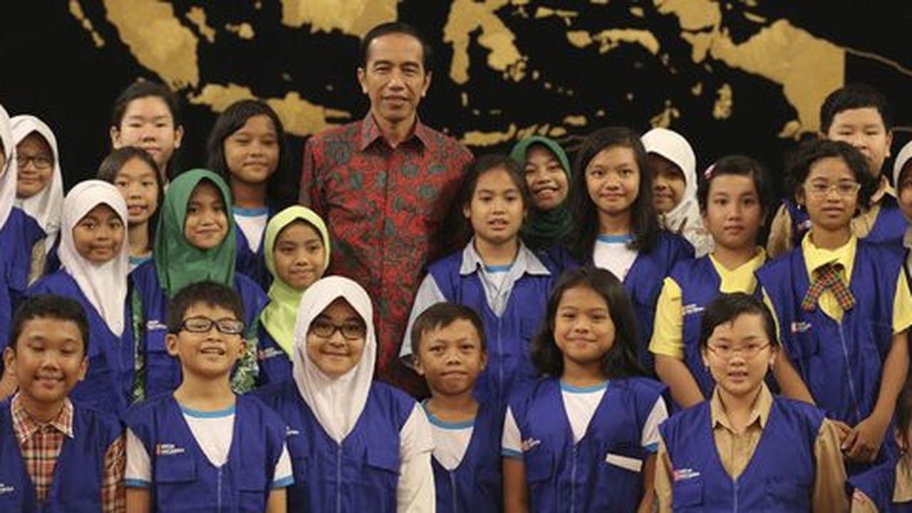 Setahun Jokowi-JK, PDIP minta rakyat biarkan presiden konsentrasi