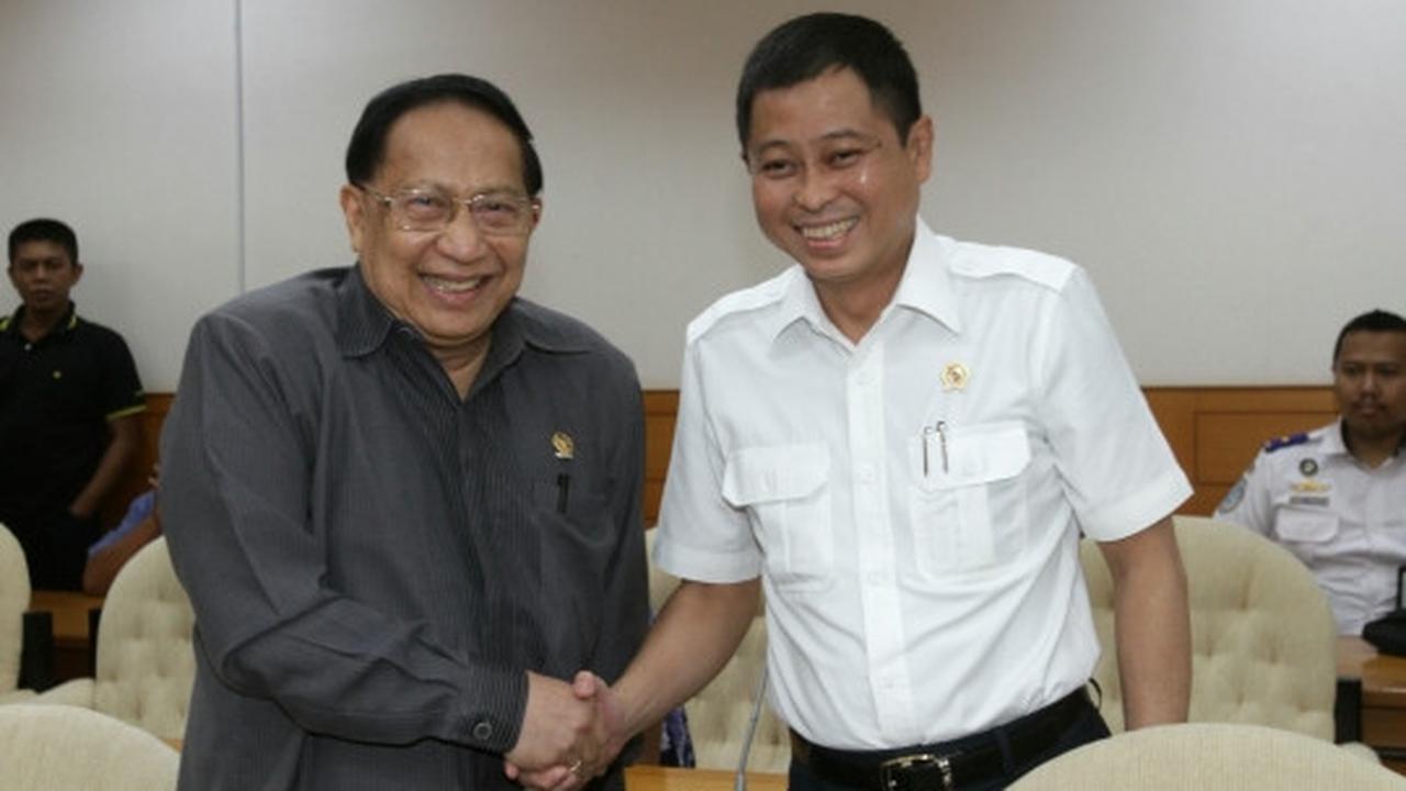 Jonan dan mantan Menhub dicecar Pansus DPR terkait Pelindo II