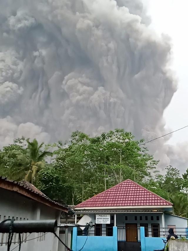 Kondisi Warga Pasca Erupsi Gunung Semeru