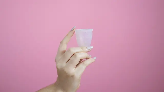 ilustrasi menstrual cup