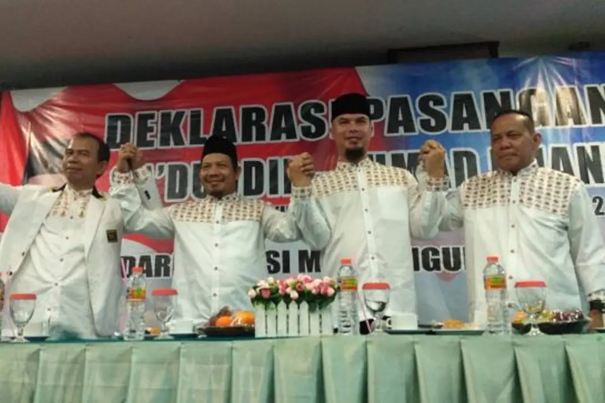 [Bintang] Ahmad Dhani dan Sa'duddin