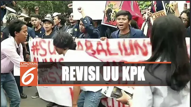 Ratusan Mahasiswa Protes Revisi UU KPK