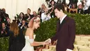 Sudah berbulan-bulan, Shawn Mendes dikabarkan menjalin hubungan dengan Hailey Baldwin. (Jamie McCarthy / GETTY IMAGES NORTH AMERICA / AFP)