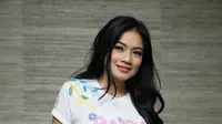 Main Film Horor, Titi Kamal Larang Anak Menyusul ke Lokasi Syuting