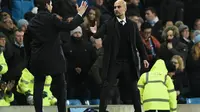 Pep Guardiola bangga dengan performa Manchester City namun merasa sedih dengan hasil yang didapat. (AFP/Oli Scarff)