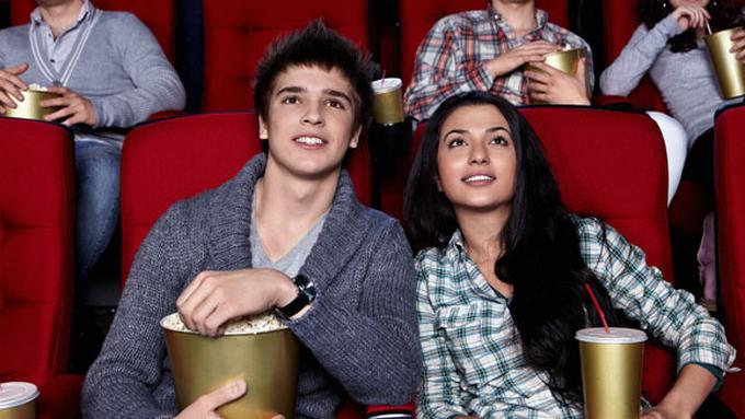 Mengapa Wanita Suka Film Romantis Sedangkan Pria Film 