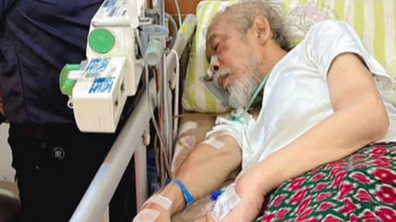Sebagai Guru dan Sahabat, Bopak Jenguk Qomar yang Terbaring di RS