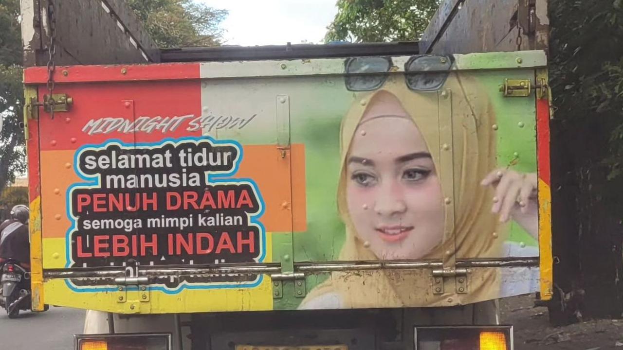 Bukankah itu sarkas?