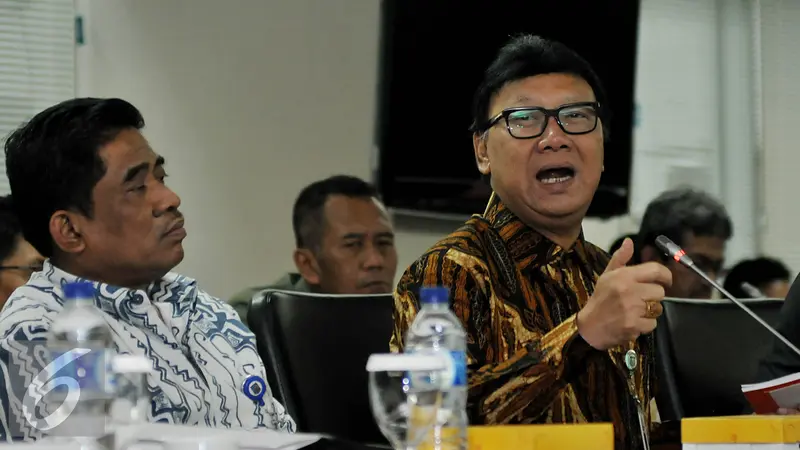 20150921-Mendagri-Raker-Komite-I-DPD-RI--Jakarta-Tjahjo-Kumolo