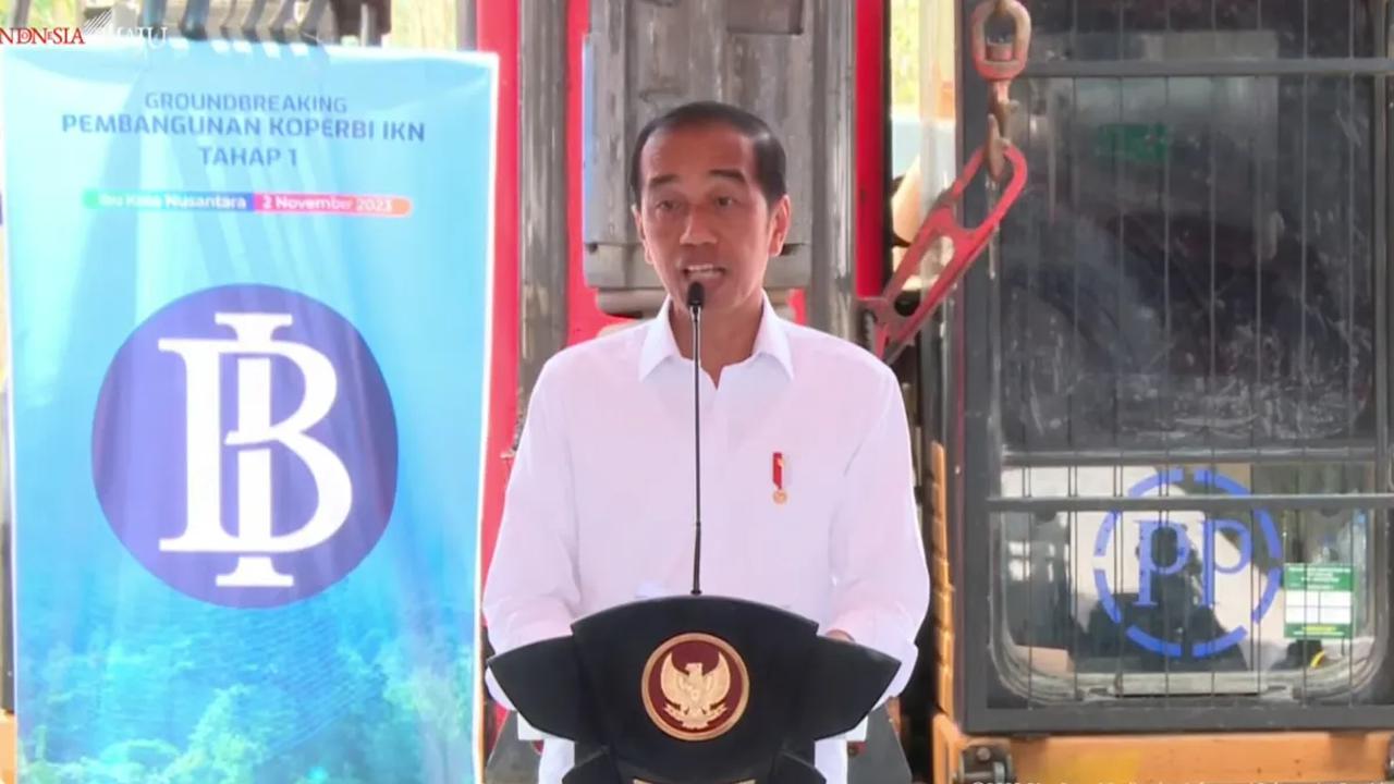 "Kalau BI sudah mulai membangun, mau apa kita? Karena yang pegang uang semuanya ada di bank sentral kita. Sekali lagi, keberadaan kantor BI di IKN ini dapat meningkatkan kepercayaan masyarakat dunia usaha dan investor,"&nbsp;