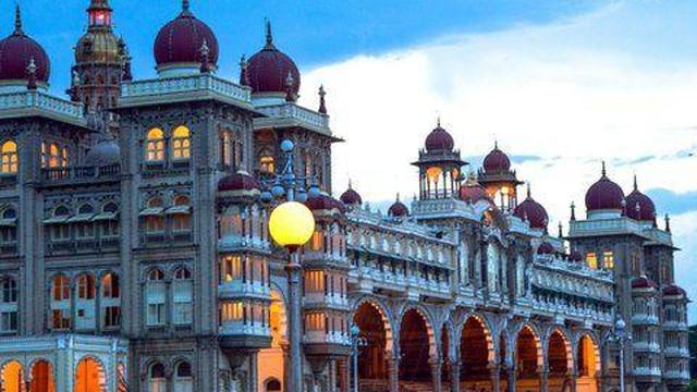 1. Mysore Palace