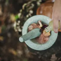 Essential Oil | unsplash.com