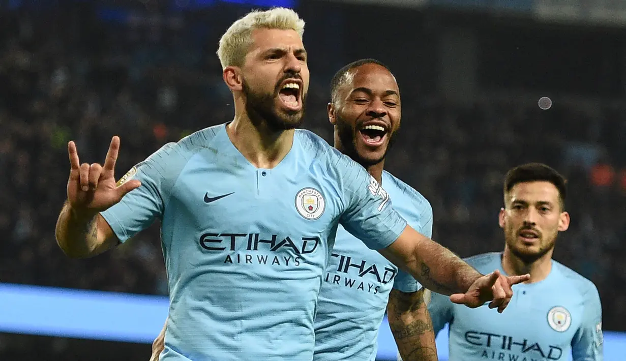 Sergio Aguero. Striker Argentina berusia 33 tahun yang pensiun bersama Barcelona pada Desember 2021 ini total mencetak 184 gol di Liga Inggris. Seluruh gol dicetak saat memperkuat Manchester City dalam 10 musim, mulai 2011/2012 hingga 2020/2021. (AFP/Oli Scarff)