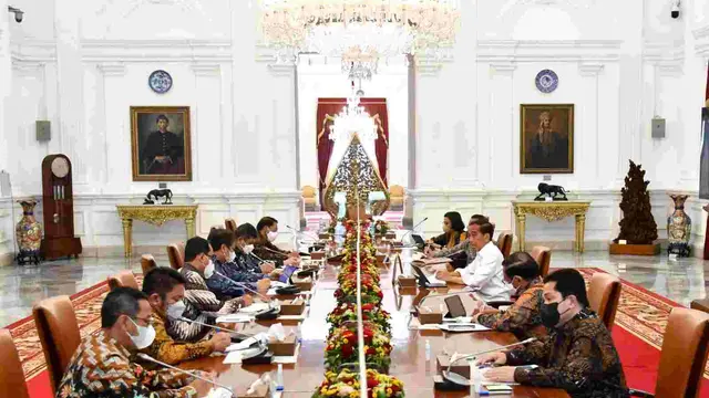 Presiden Jokowi Gelar Ratas di Istana Merdeka