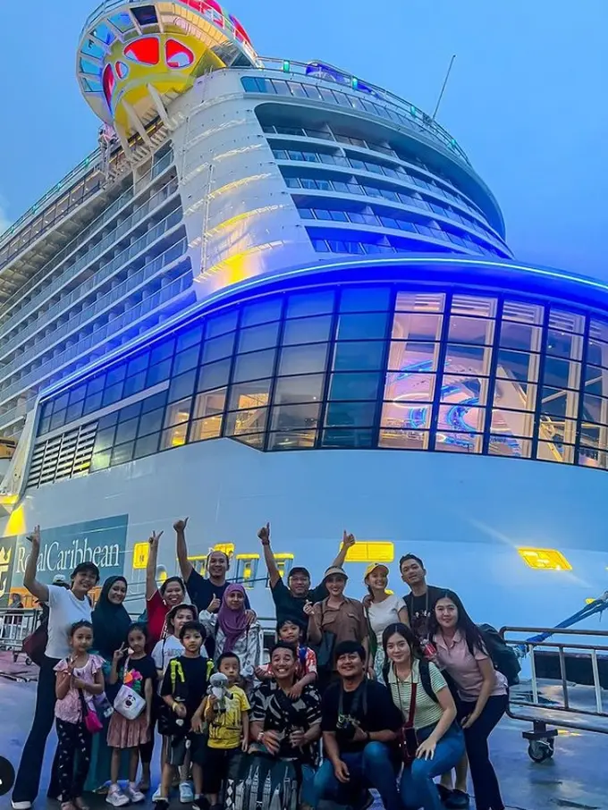Ashanty dan keluarga naik cruise mewah (Instagram/ashanty_ash)