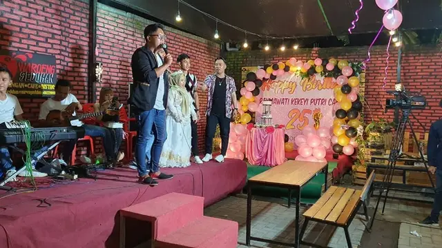 7 Momen Bahagia Ulang Tahun Kekeyi Ke-25, Meriah Banget
