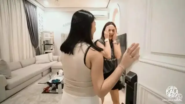 Potret kamar Nia Ramadhani dengan kasur seharga mobil (Sumber: YouTube/Nia Ramadhani Bakrie)