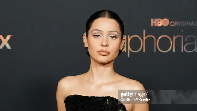 latina makeup