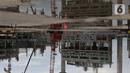 Foto refleksi perkembangan pembangunan Jakarta International Stadium, Jumat (23/10/2020). Hingga pekan ke-59, progres konstruksi Jakarta International Stadium sudah mencapai 31,89 persen dan ditarget akan selesai pada akhir 2021. (Liputan6.comHelmi Fithriansyah)