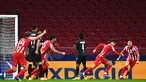 Penyerang Atletico Madrid, Joao Felix, merayakan gol yang dicetaknya ke gawang Salzburg pada laga Liga Champions 2020/2021 di Estadio Wanda Metropolitano, Rabu (28/10/2020) dini hari WIB. Atletico Madrid menang 3-2 atas Salzburg. (AFP/Gabriel Bouys)