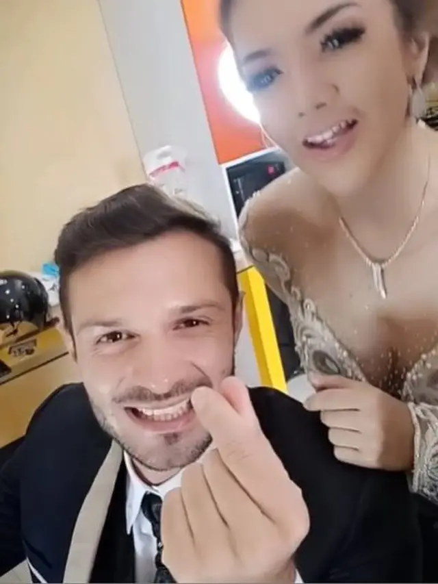 7 Potret Preweding Barbie Kumalasari Bareng Bule, Jadi Sorotan