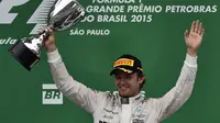 Pebalap Mercedes, Nico Rosberg, berhasil menjadi juara di GP Brasil dengan catatan waktu satu jam 31 menit dan 8,090 detik.