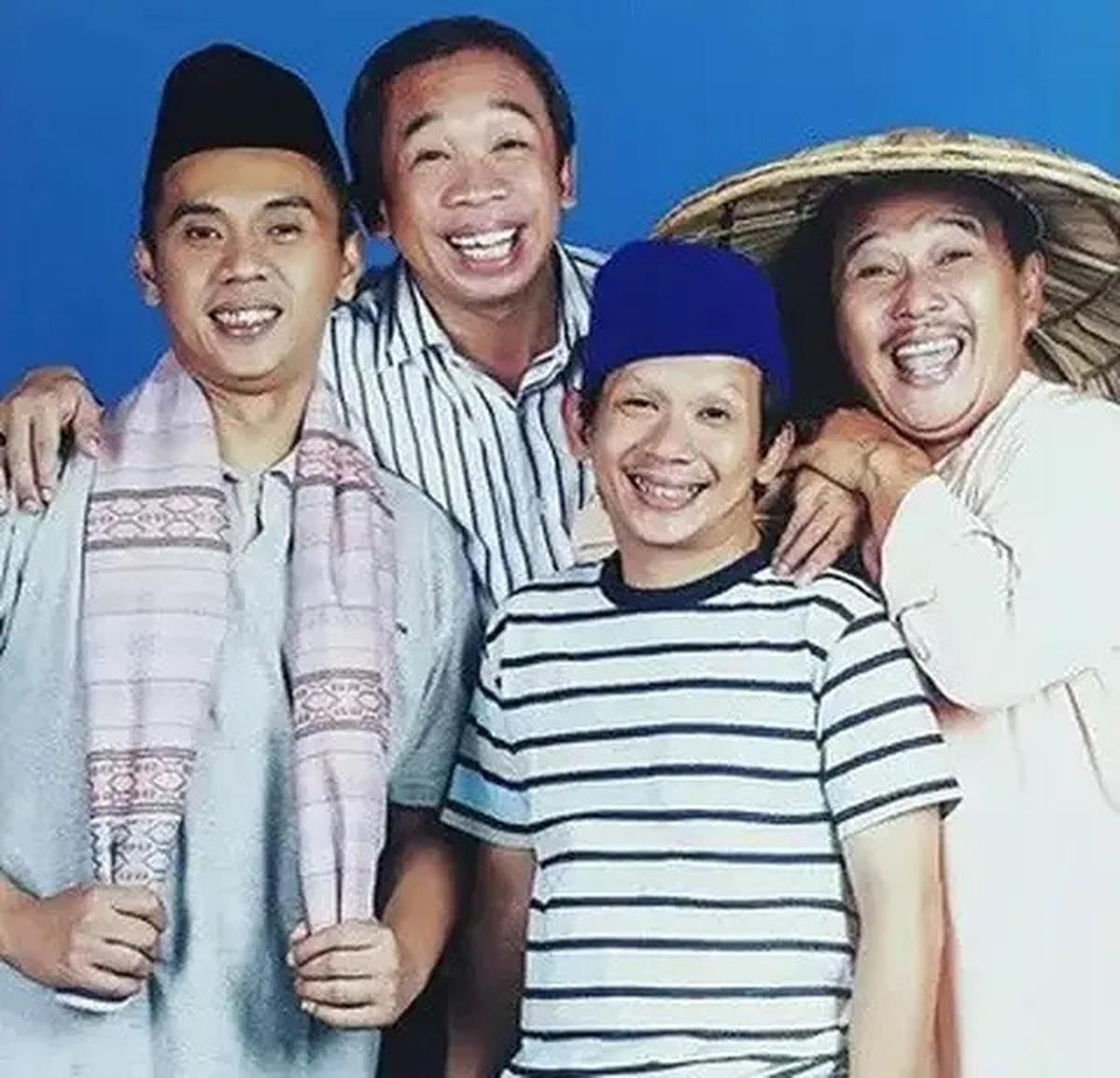 7 Potret Nurul Qomar dengan Grup 4 Sekawan, Foto Lawas Penuh Kenangan