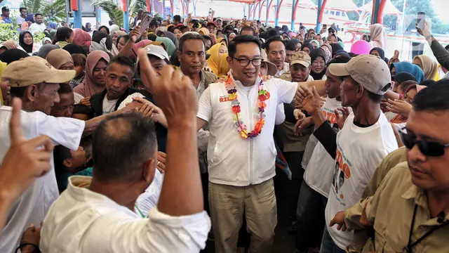 Bersama Istrinya Atalia Praratya, Cagub DKI Jakarta Nomor Urut 1 Ridwan Kamil Berkampanye di Empat Pulau