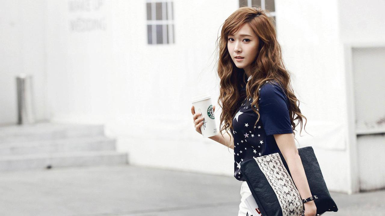 Hengkang dari SNSD, Jessica Jung Sukses Kumpulkan Kekayaan