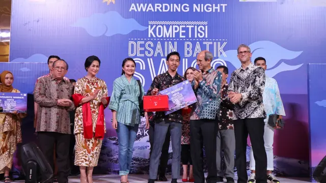 Pemenang kompetisi desain batik Swiss