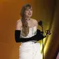 Taylor Swift dalam Grammy Awards 2024. (AP Photo/Chris Pizzello)