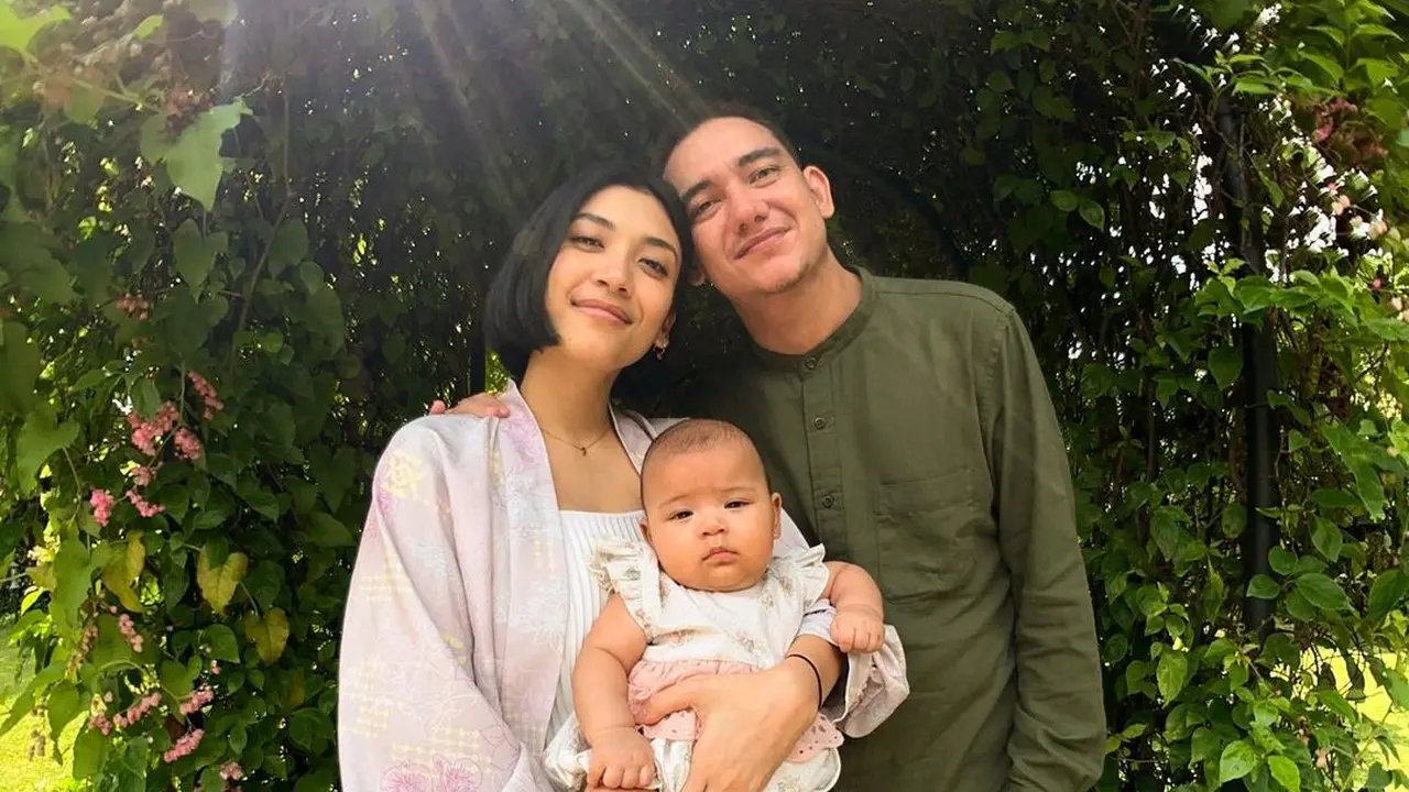 Baju lebaran artis