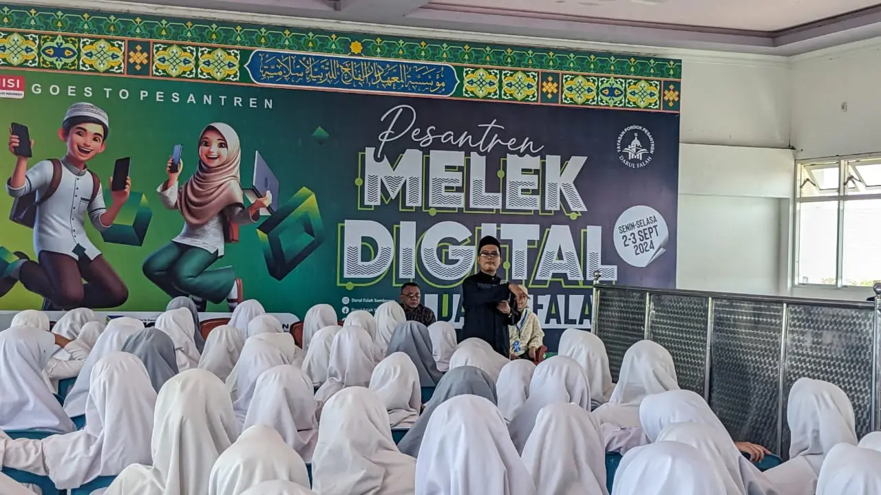 Komitmen Kembangkan Ekonomi Masyarakat Lewat Program Pesantren Melek Digital