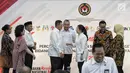 Menko PMK Puan Maharani bersama sejumlah menteri terkait usai memimpin Kick Off Meeting Percepatan Pencapaian Sasaran dan Target Bidang Pembangunan Manusia dan Kebudayaan 2019, Jakarta, Senin (11/2). (Liputan6.com/FaizalFanani)