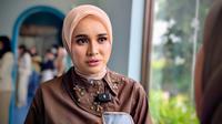 Menurut psikolog klinis, Analisa Widyaningrum, peristiwa bencana atau musibah seperti terjadi pada anak-anak santri itu bisa membawa dampak psikis seperti Post-Traumatic Stress Disorder (PTSD). Jakarta (7/10/2025). Foto: Liputan6.com/Ade Nasihudin.