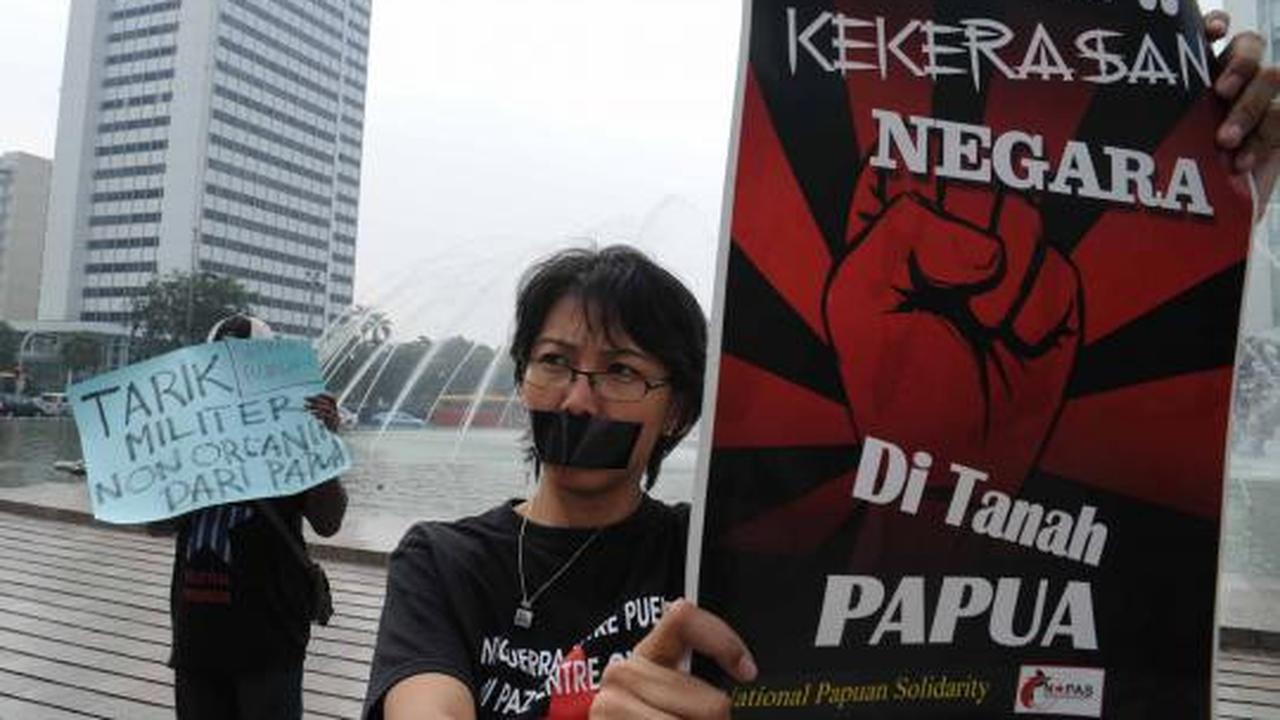 Demo tolak kekerasan di Papua