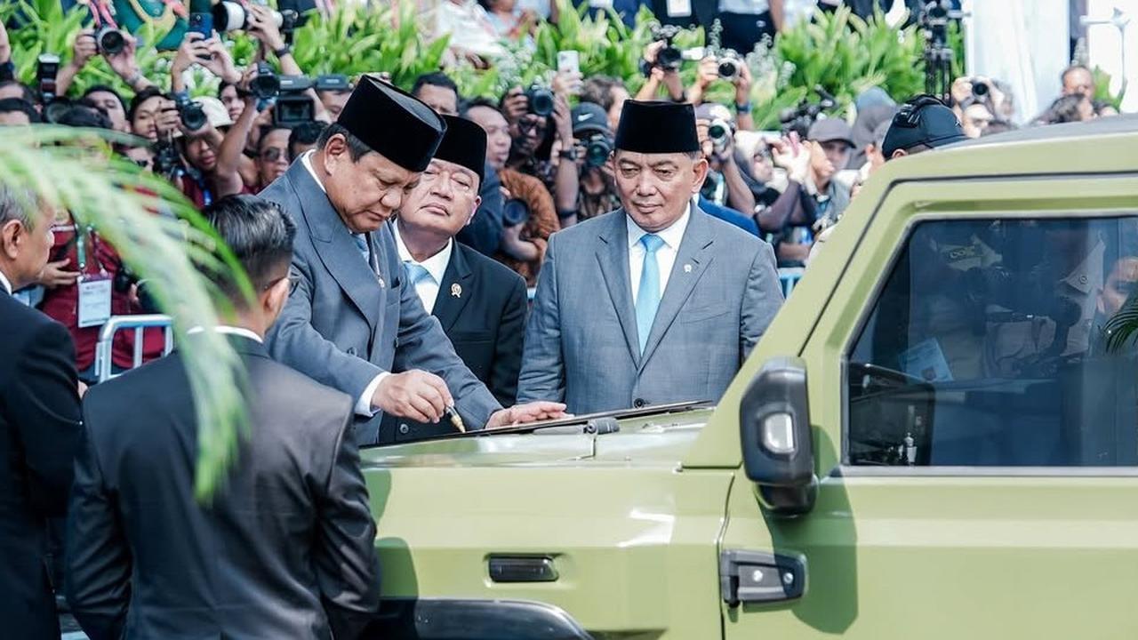 VIDEO: Penampakan Mobil Listrik Maung EV Pandu Produksi Baru Pindad Diresmikan Prabowo