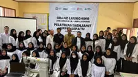 Zakat Berdayakan Umat, Seluruh Peserta Pelatihan Jahit Sepatu Langsung Kerja
