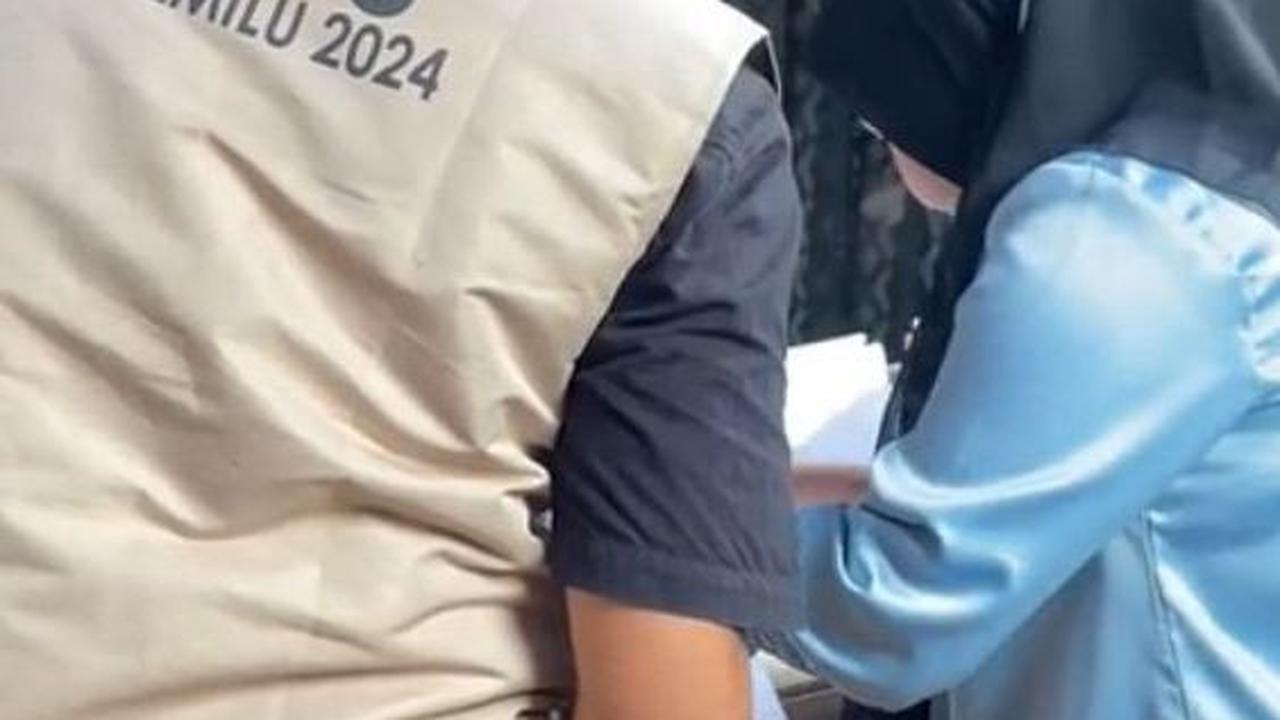 Bukan untuk Nyoblos, Mahasiswi Ini Datang ke TPS untuk Minta ACC Skripsi dari Dosen