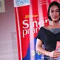 Tara Basro tampil cantik saat menghadiri konferensi pers Festival Sinema Prancis 2015, Jakarta, Rabu (25/11/2015). Di HUT ke 20, Festival Sinema Prancis akan merayakannya di 9 kota di Indonesia. (Liputan6.com/Immanuel Antonius)