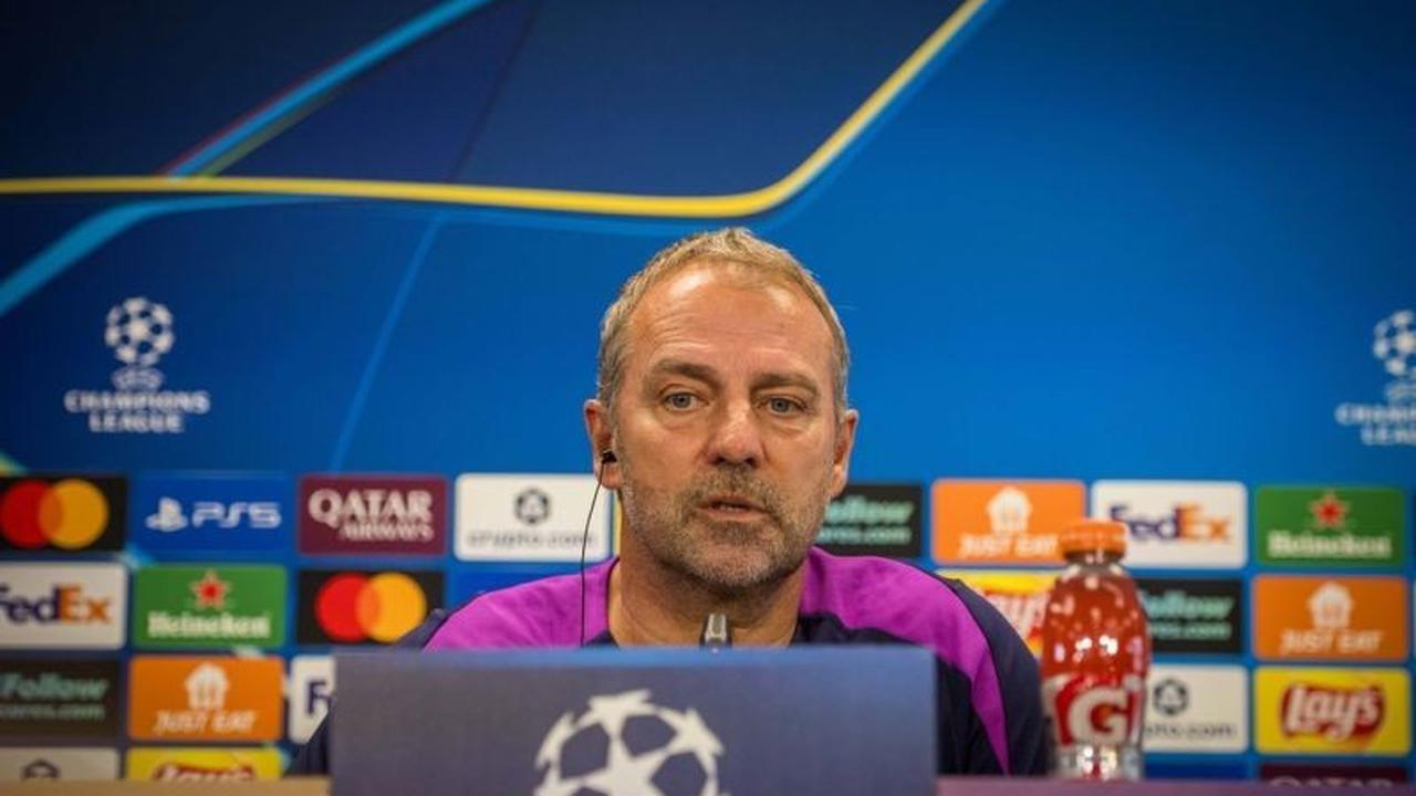 Tahukah Anda, Hansi Flick Bahkan Tak Tersenyum Saat Bantai Barca 8-2? Kini, Melatih Hansi Flick Barcelona Membuatnya Lebih Emosional